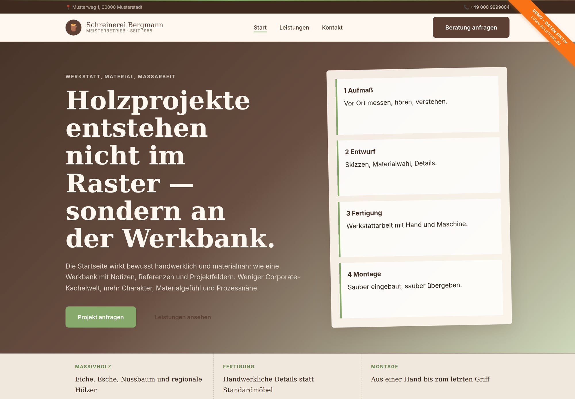 Demo-Website einer Schreinerei in warmen Holztönen mit großer Serif-Überschrift und vier Prozessschritten.